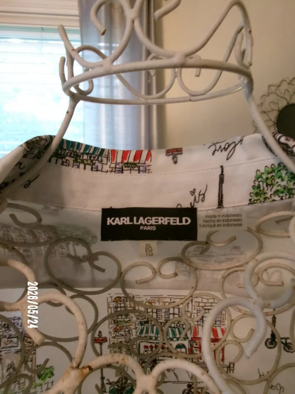 Karl Lagerfeld XL Whimsical Paris Fashion LONG BLOUSE Top Long Sleeve Button Up - Picture 2 of 8